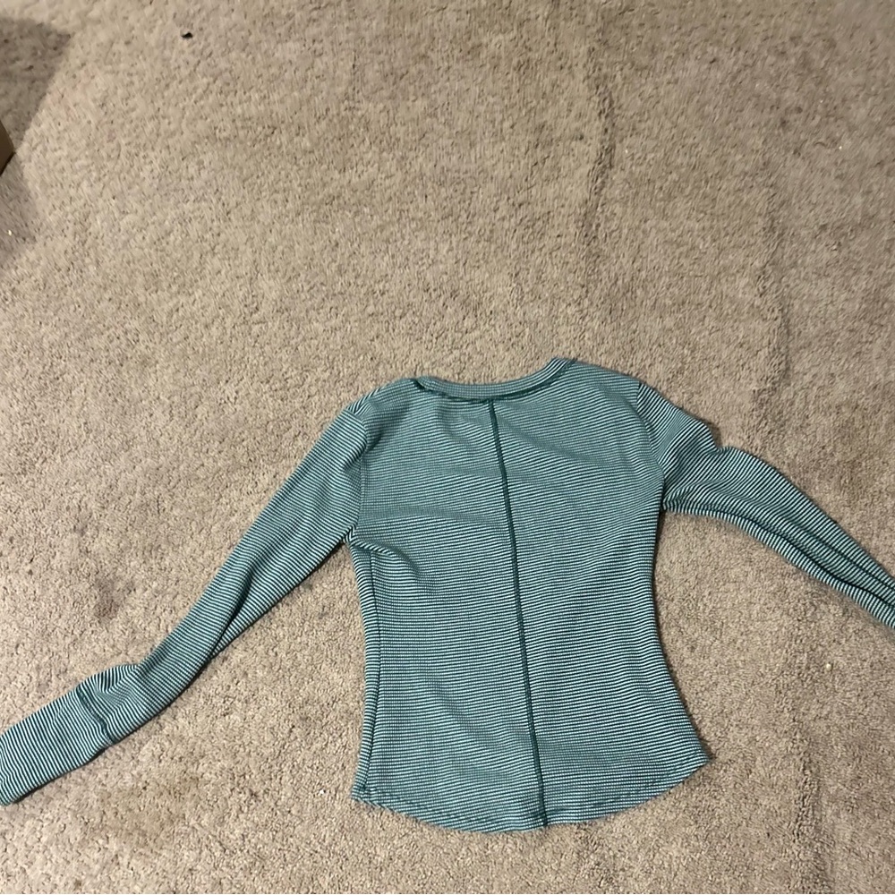 American Eagle stripped long sleeve shirt Sz Small. - Picture 3 of 6
